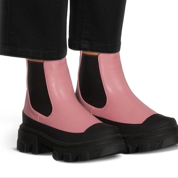 All-vegan Chelsea Boots - Picture 2 of 6